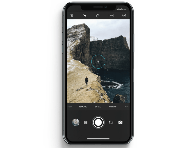 how_to_fix_iphone_camera_not_focusing-740x587-1