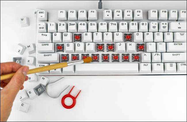 white-mechanical-keyboard-switches-changing white-mechanical-keyboard-switches-changing