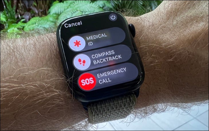 emergency_sos_apple_watch_s8-1 emergency_sos_apple_watch_s8-1