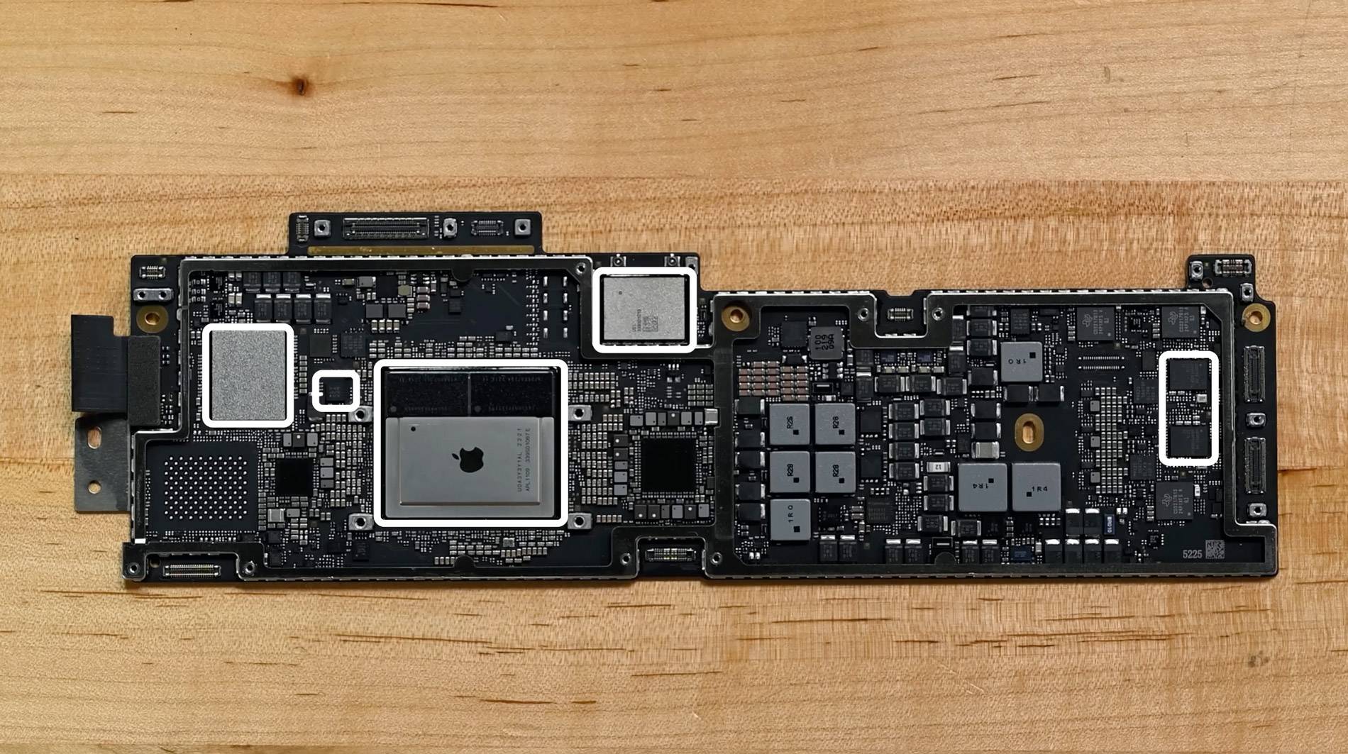 m2-macbook-air-ifixit-teardown-1 m2-macbook-air-ifixit-teardown-1