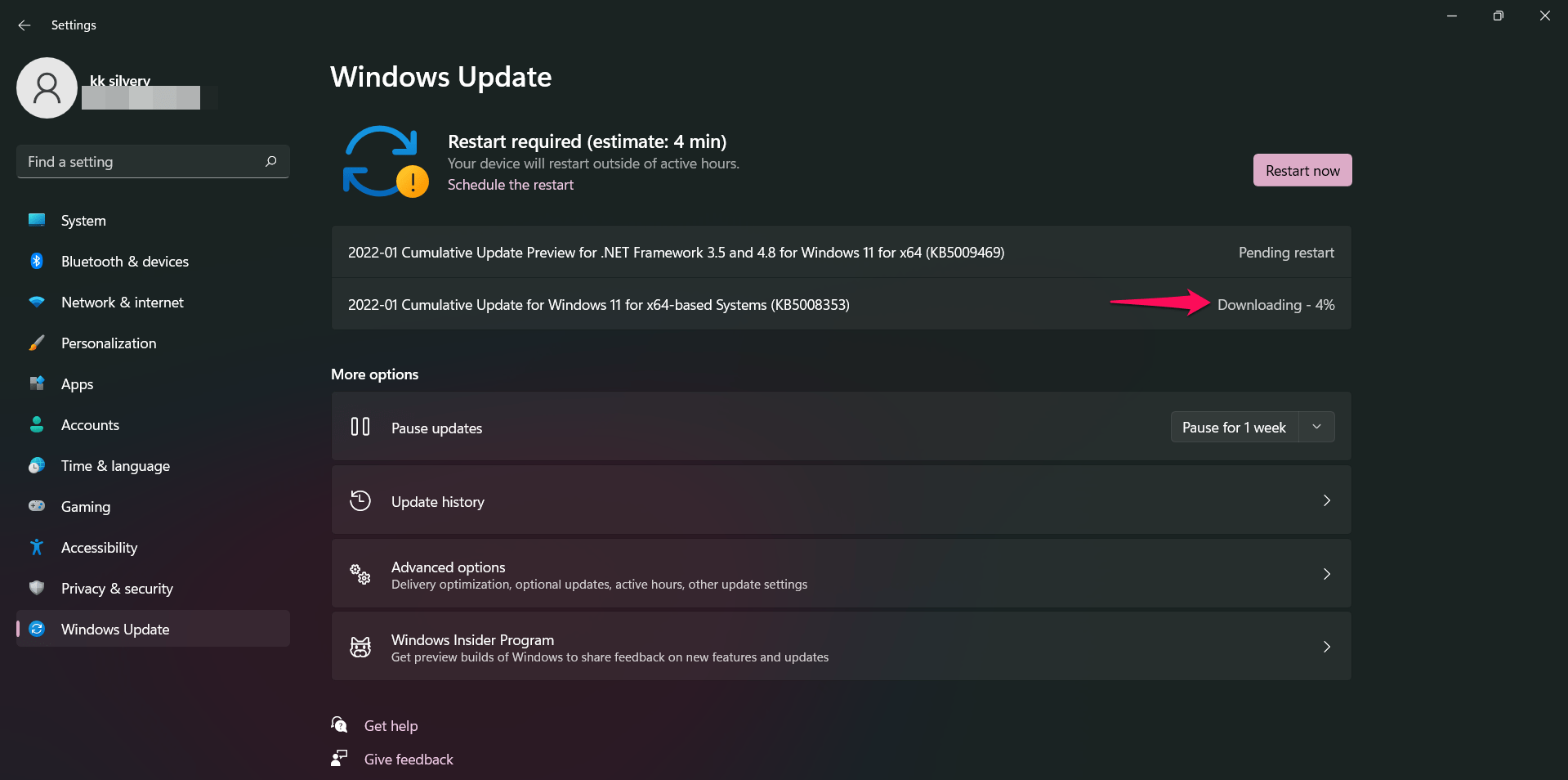 4-windows-update-downloading