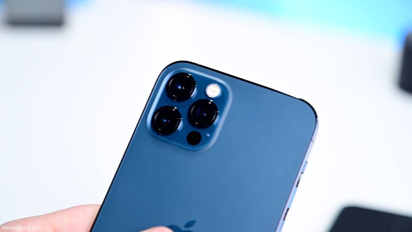 38519-73260-iphone-12-pro-camera-xl 38519-73260-iphone-12-pro-camera-xl
