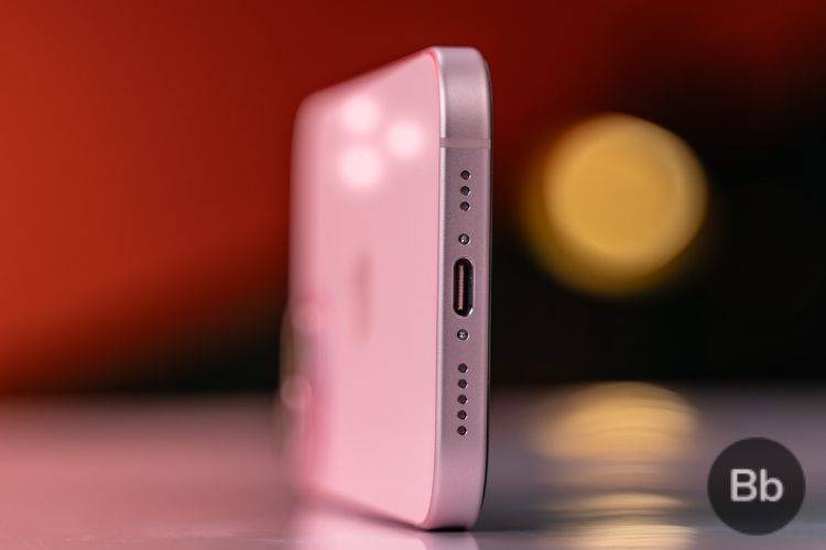 iphone-15-usb-c-charging-port iphone-15-usb-c-charging-port