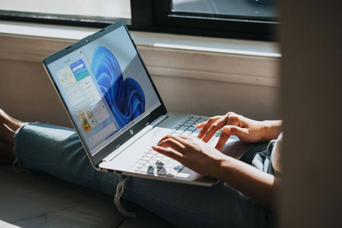 windows-aigswjmvoeo-unsplash windows-aigswjmvoeo-unsplash